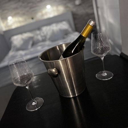 Eden Luxury Suite - Venice Santa Croce Veneza Exterior foto
