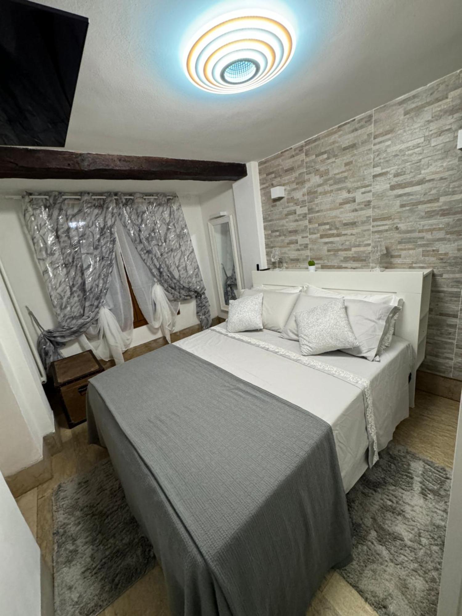 Eden Luxury Suite - Venice Santa Croce Veneza Exterior foto