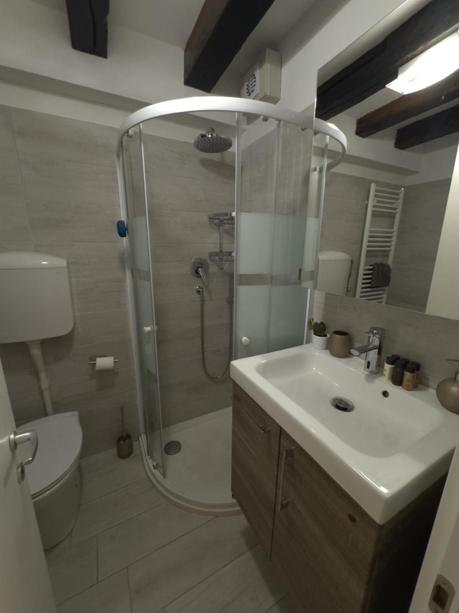 Eden Luxury Suite - Venice Santa Croce Veneza Exterior foto