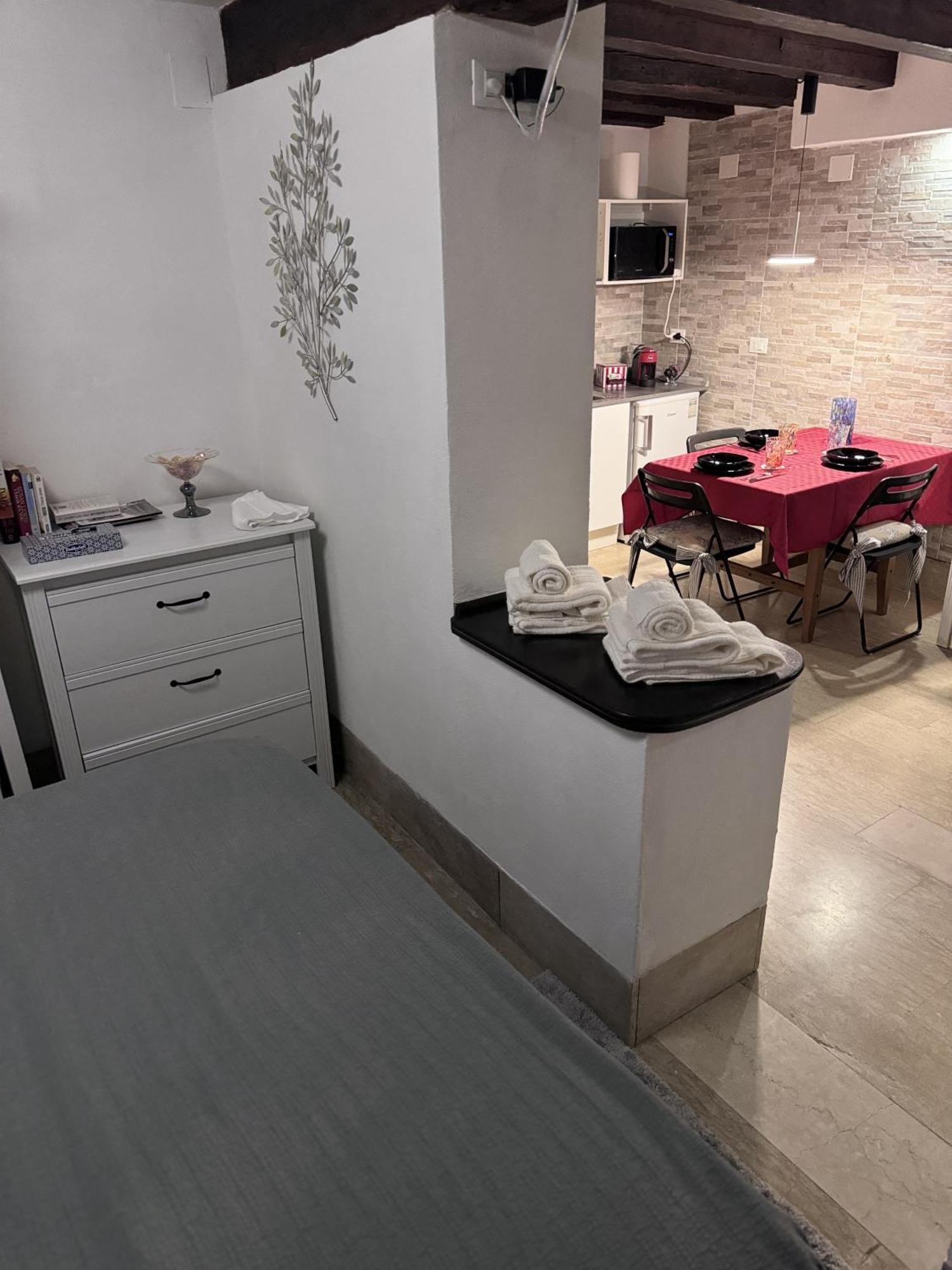 Eden Luxury Suite - Venice Santa Croce Veneza Exterior foto
